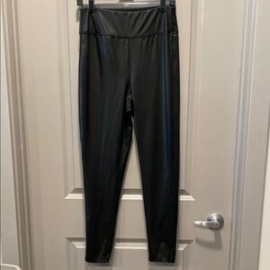Thread & Supply Faux Leather Leggings | Size L | Pebbled Black | Stretch & Sleek